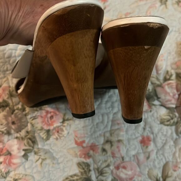 Michael Kors heels - Picture 4 of 6